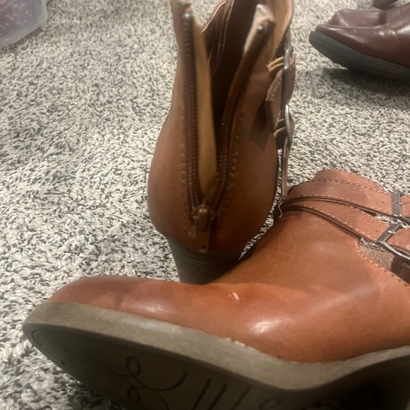 Maurice’s Ankle Boots - Picture 2 of 4